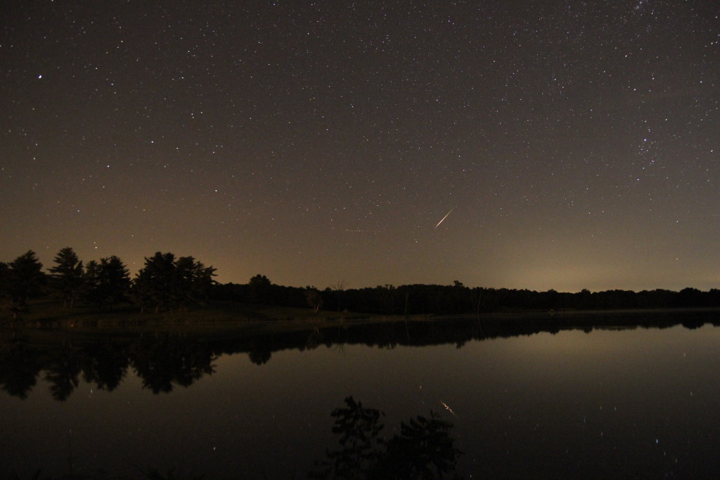 Meteor shower at the Albia Reservoir.